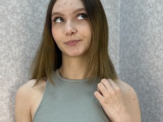 fingering cam whore QuennaHeaston