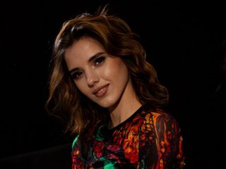 camgirl playing with sex toy RosaKlyk