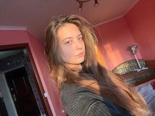 naughty cam girl fingering pussy RosaWalkiry