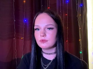 topless camgirl RosalindFerndez