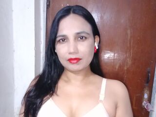 camgirl webcam SadiaAngel