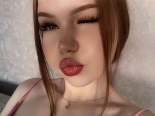 naked cam girl fingering pussy SandraEvika