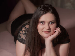 naked webcamgirl SaraElise