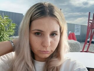fingering cam girl picture SaraGeorge