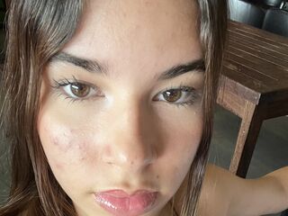 hot naked cam girl SariLane