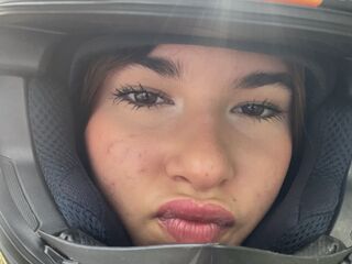 camgirl chat room SaritaLane
