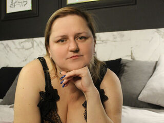 sexy camgirl picture ScarlettHines