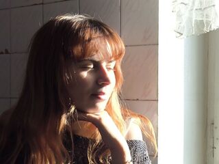 shaved pussy webcam SerafinaGoettl