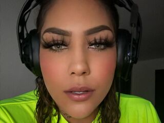 web cam show SnookieEmber