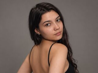 girl naked SophieShark