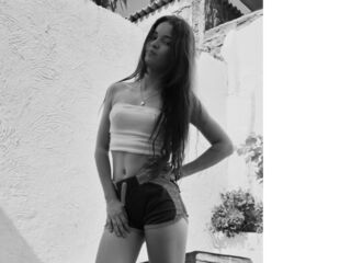 hot girl webcam photo SophyaReyes