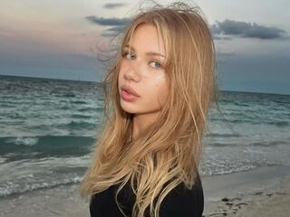 live webcam performer StephanieChelf