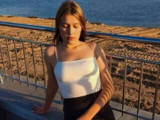 hot girl webcam picture SuziBarringer