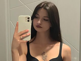 naked webcam girl photo TishaAddams