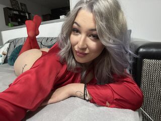cam girl masturbating with vibrator VanessaKis
