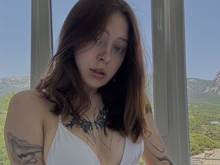 free nude live show VeronicaBlush