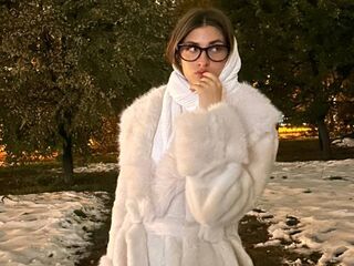 camslut video YukoHazer