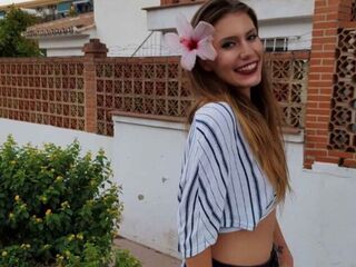 streaming live cam ZayraMyer